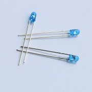 保持LED灯长寿命的因素是什么？